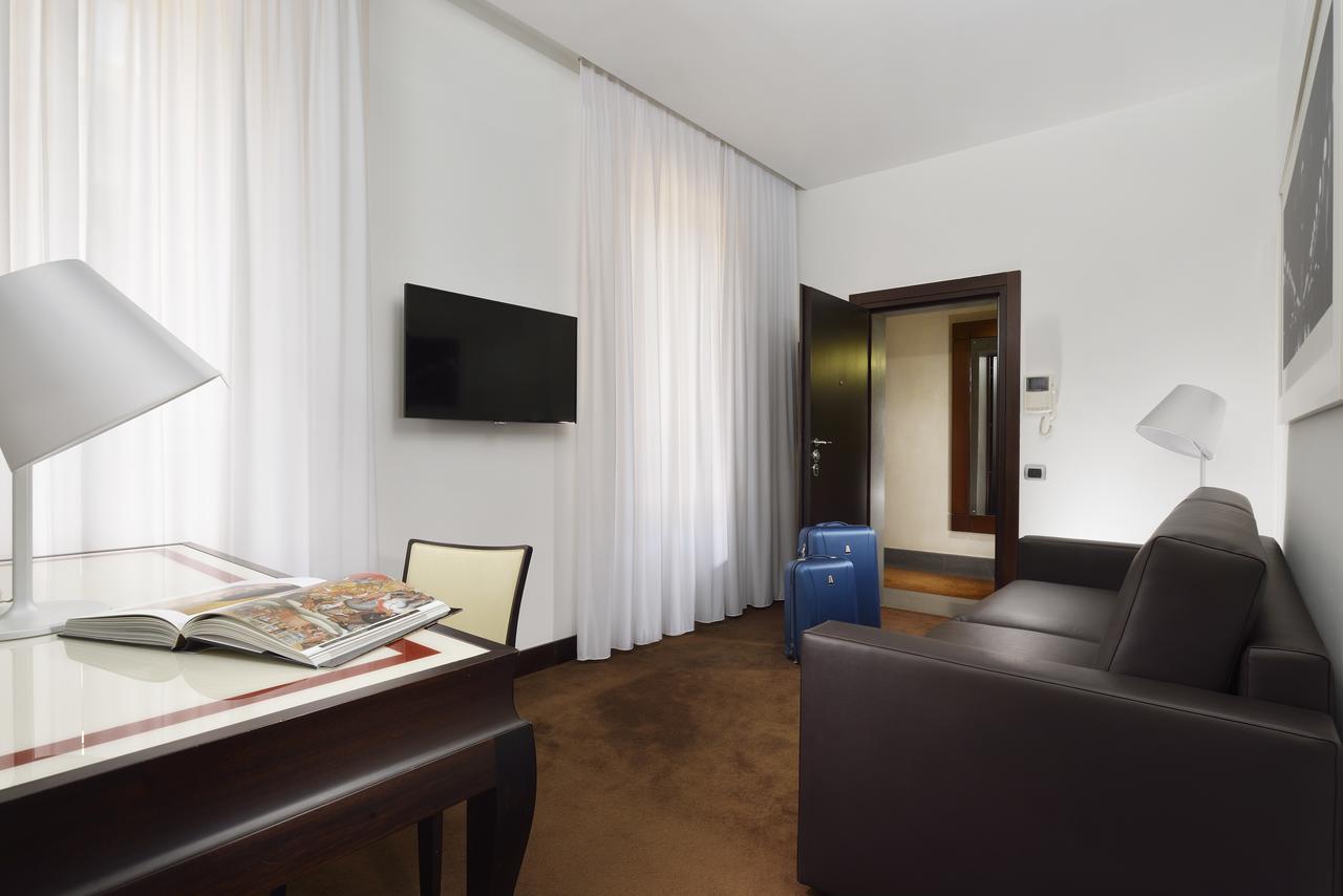 Milano Castello Luxury Apartment Luaran gambar