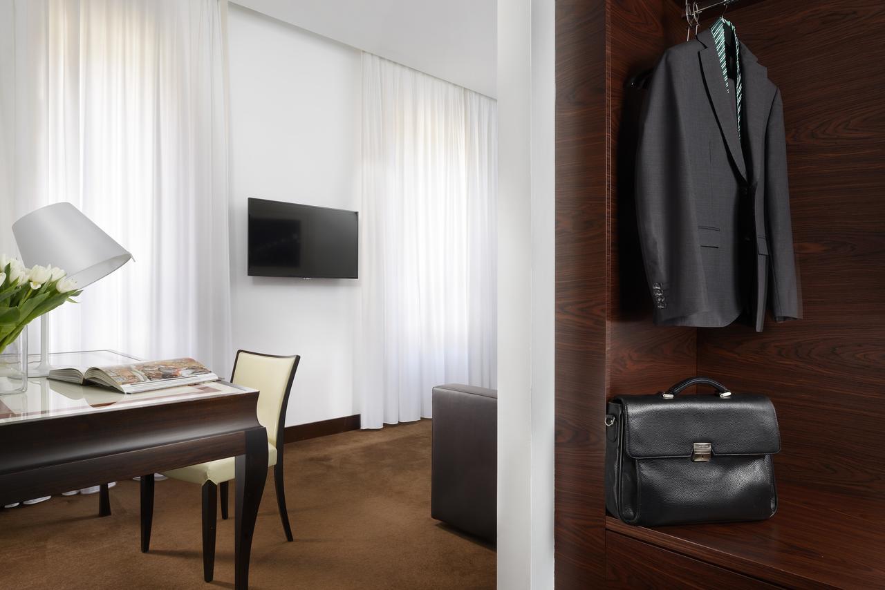 Milano Castello Luxury Apartment Luaran gambar